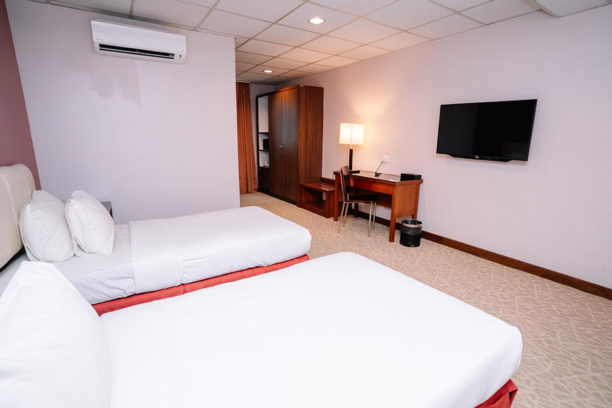Jewels Hotel Kota Bharu Buitenkant foto